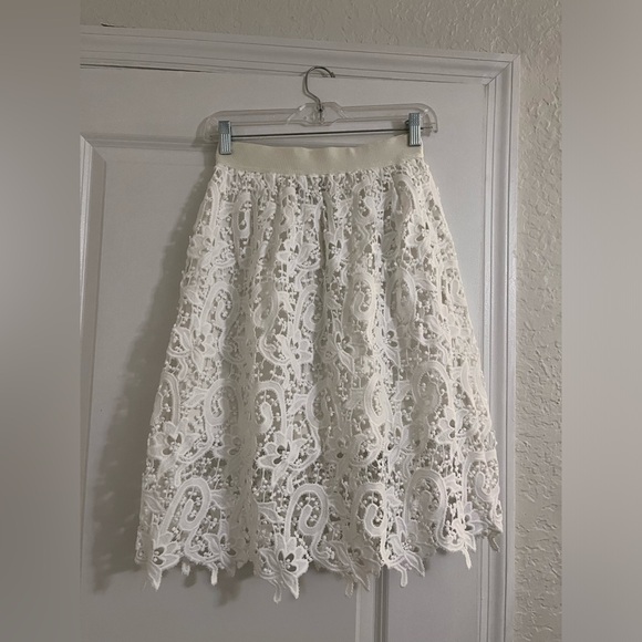 Beautiful lace off white midi boho skirt - Picture 1 of 4